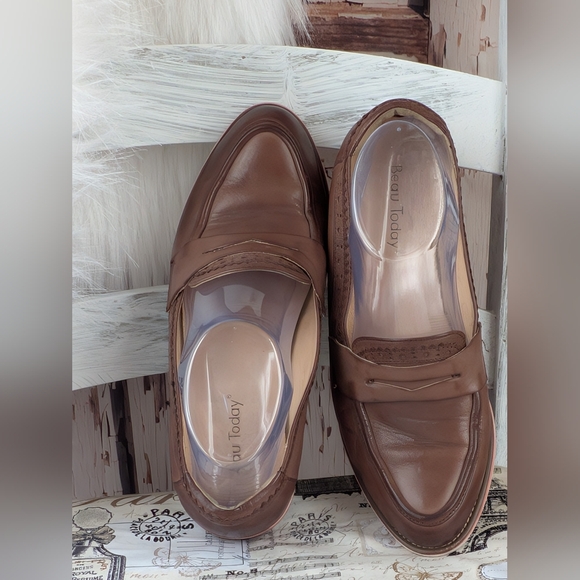 Beau Today Leather Loafers - Picture 2 of 15